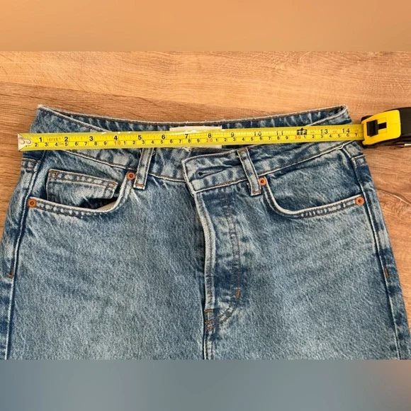 Reformation Cynthia Jeans - Picture 4 of 5